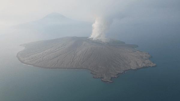 gunung krakatau