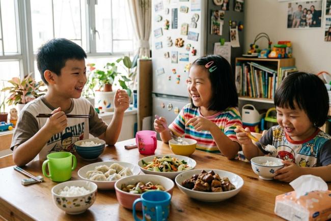 Perlu Ke Anak Saya Perlu Makan Probiotik? Ini Jawapan Untuk Parent!